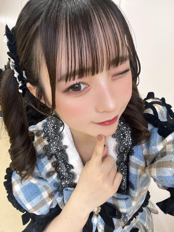E6rdYgqUzYOHEkK's tweet photo. 顔見るだけで芯入る♡♡🧠
誘惑しすぎ♡♡♡♡ https://t.co/5xGLUYYUVx