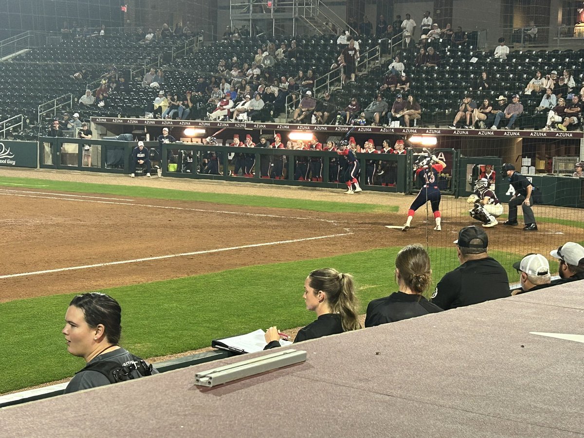 NaomiWa2008's tweet photo. My sister and I ended tournament season with home runs in our last game I am so proud of her! 

District play continues Tuesday vs. Waller High School. Let’s keep it going! 

I also loved watching my future college compete in College Station this weekend too. #GoGales ❤️💙 https://t.co/XTWokMBSaT