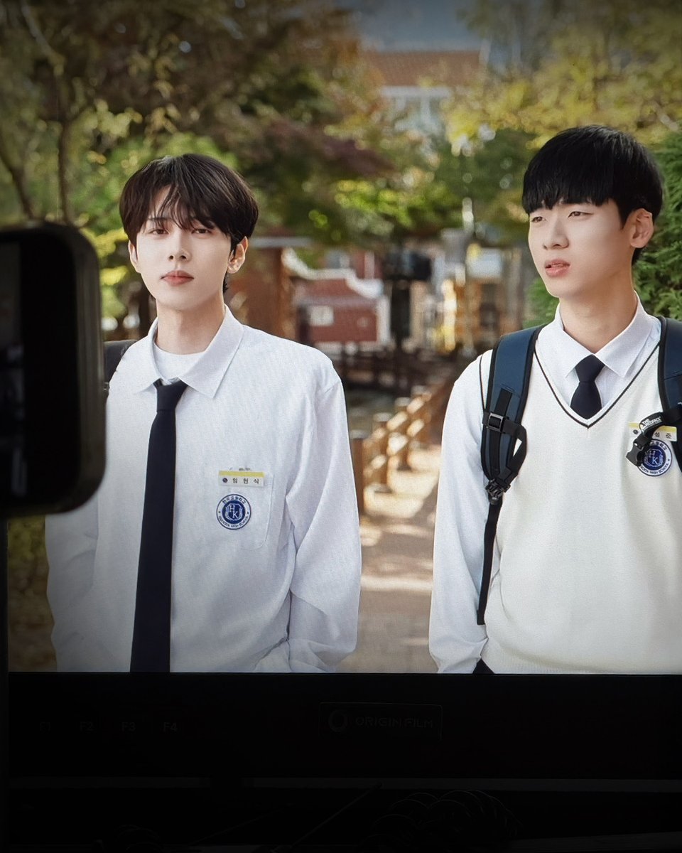 NFYE_Series's tweet photo. ตัวละครใหม่มาแล้ว! แล้ว KOHI เขารับบทเป็นตัวละครอะไรใน “Never Forget Your Enemy” กันนะ🤔

새 캐릭터 공개! 그렇다면 이정현 님은 <네 원수를 잊지 마라>에서 어떤 역할을 맡았을까요?

#NeverForgetYourEnemy #NeverForgetYourEnemyยังไงก็ใช่นาย #WeTVth #WeTVOriginal #YYDSent https://t.co/SmNHXZzHU0