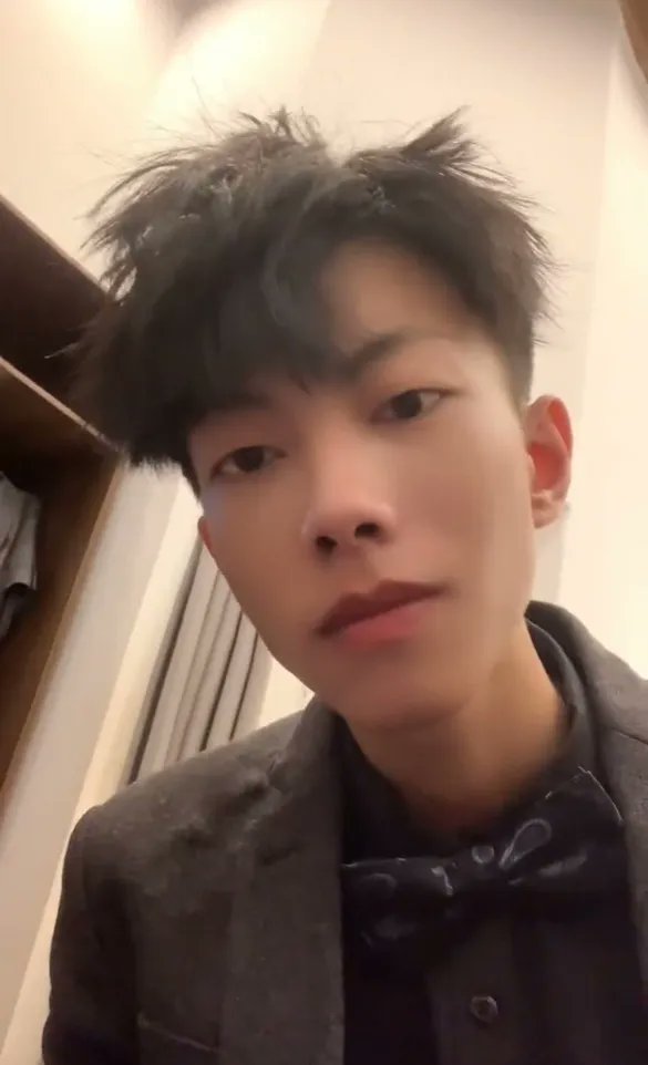 吃鸡了 tweet media