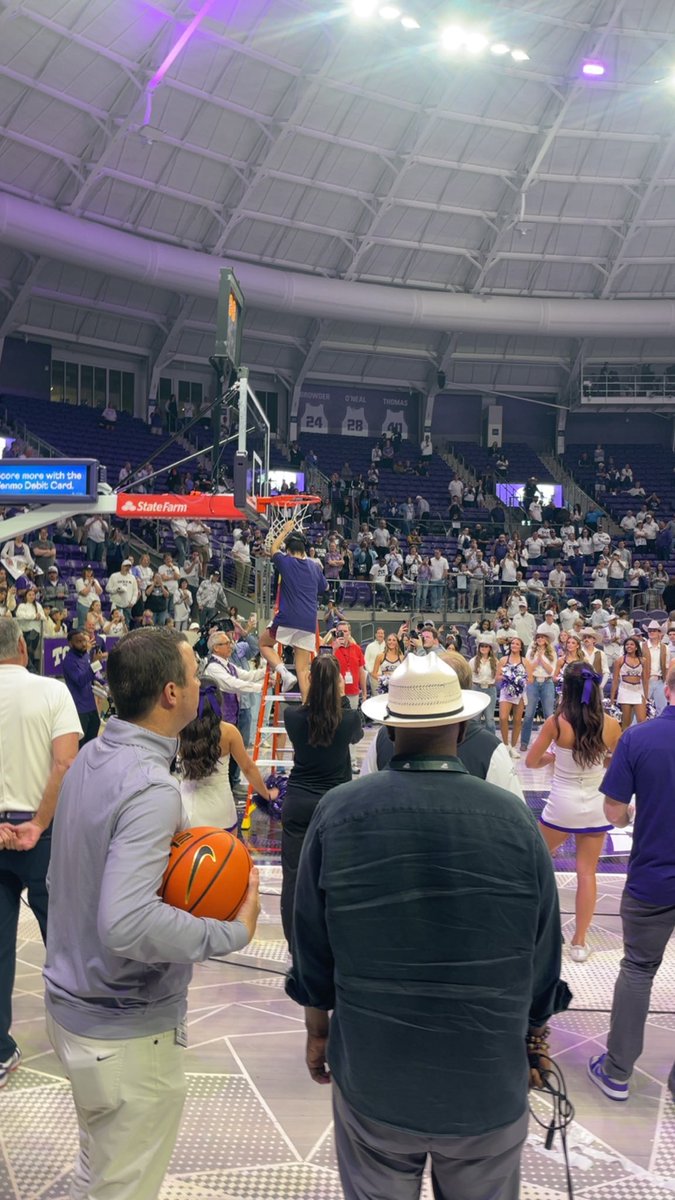 Coach Kelly Carruthers, M.Ed., RAA tweet media