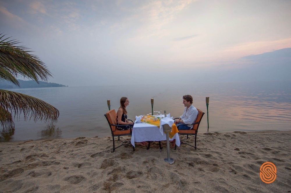 LegendaryRwanda's tweet photo. Rwanda Romantic Lodges https://t.co/3fnhflobMg https://t.co/Bhw3rANsPo