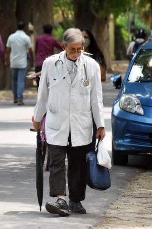 When the Government of India announced the Padma Shri for Dr. Tapan Kumar Lahiri, 
the protocol required him to travel to Rashtrapati Bhavan in New Delhi to receive the honor from the President.

​However, Dr. Lahiri was hesitant to go. His reasoning was simple: "If I go to