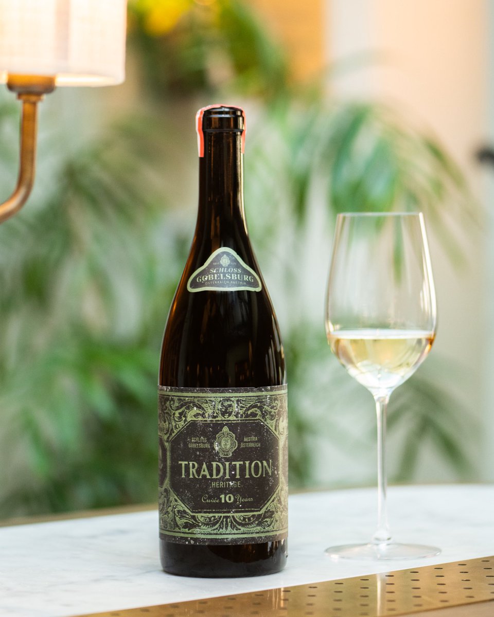 vilaviniteca tweet media
