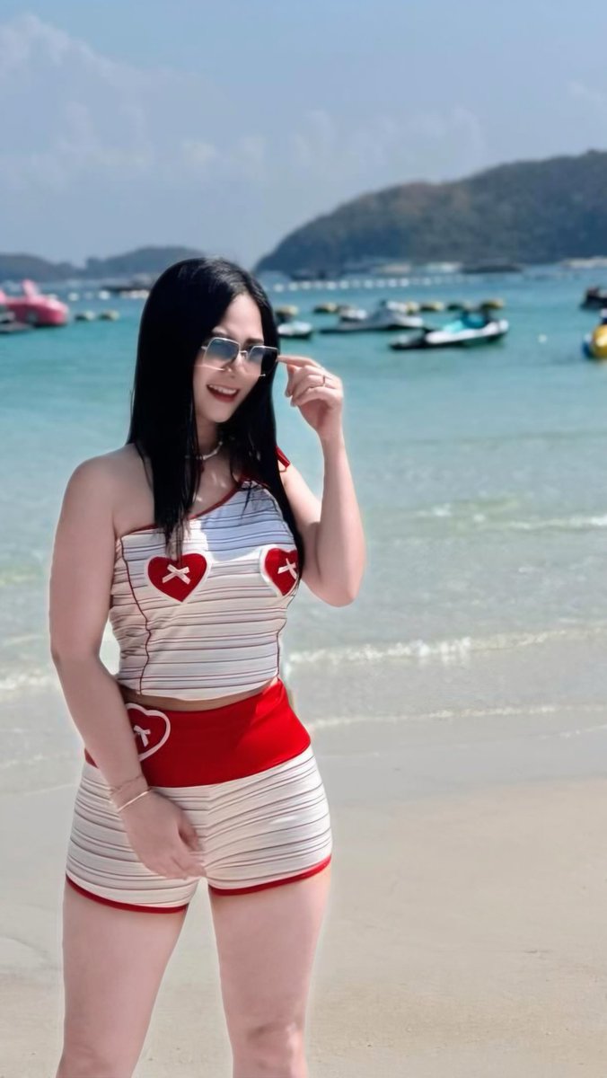 Champ Wow tweet media