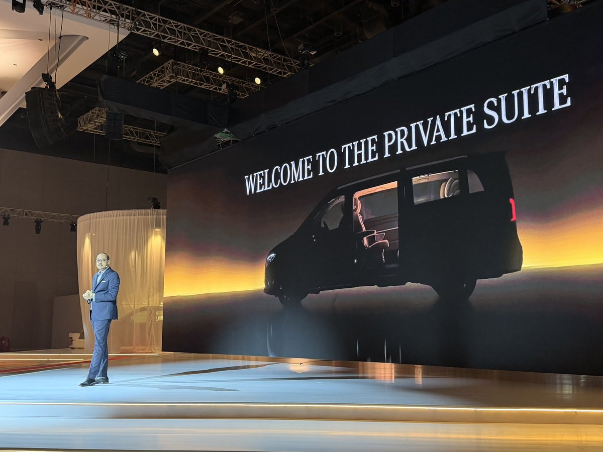 PatanCAR tweet media