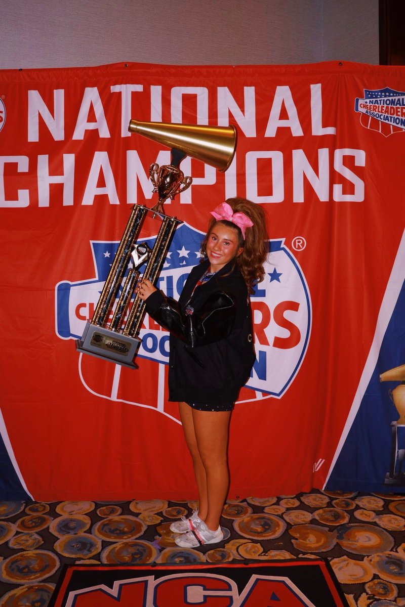 Truly no words could ever describe this feeling. After 13 long years.. I WON NCA WITH MY DREAM TEAM 😆😆 I love you so much Sassycats💓🫶💘😽🥹 #ncachamps #fth