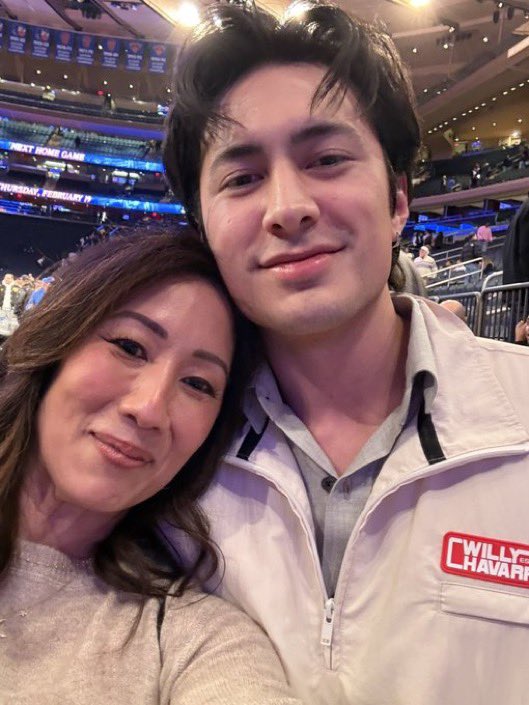 The person who said he poses with everyone like he’s their boyfriend was spot on