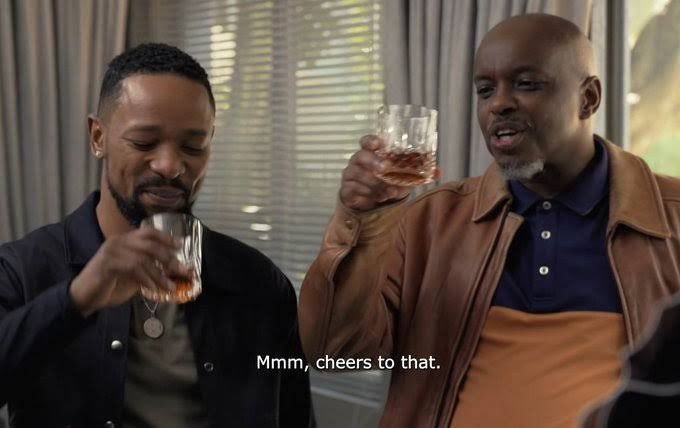 Saturday in the taxi, we didn't have change ye R2 , nalosisi kumele sithole ama R1, so ngathi it's okay akayithathe, So today same thing eyenzekayo we don't have change for R5 with this guy, and  I have to get R3 change eyakhe uR2, the guy wathi angiyithathe. See my R1 ya