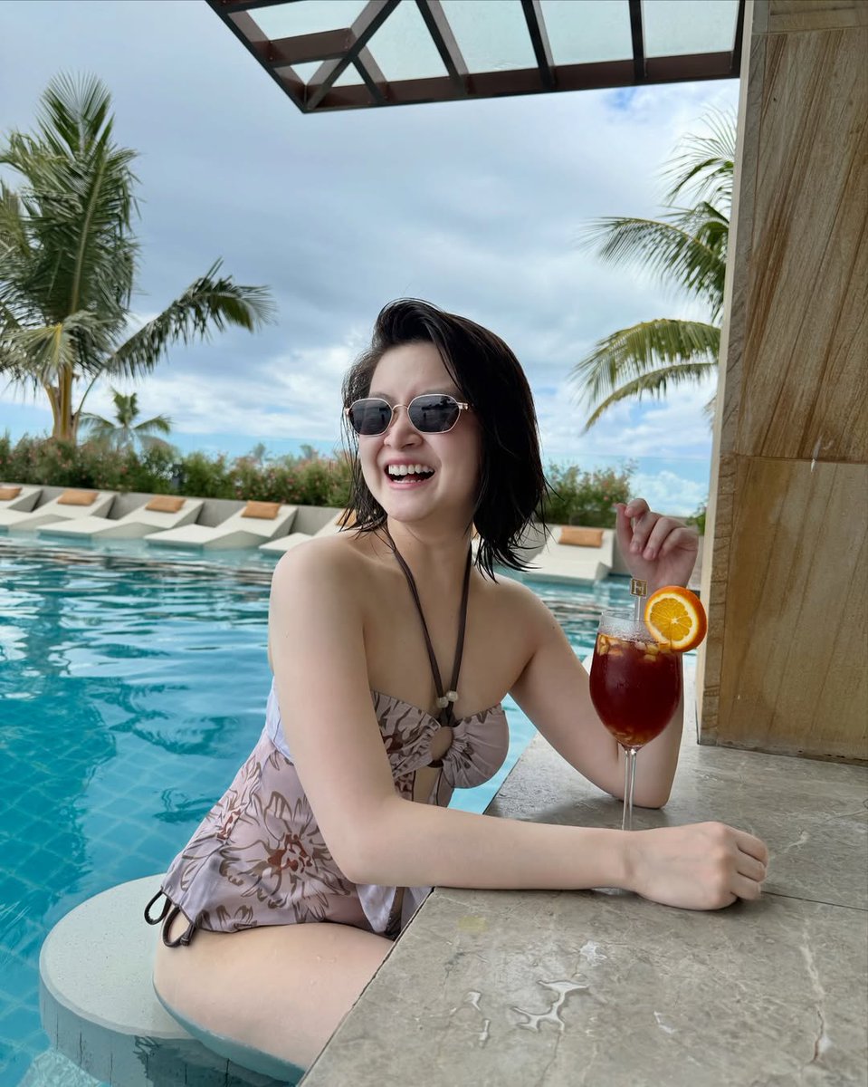 THIS BARBIE IS SUMMER READY ☀️🍹

Glowing, happy, and confident! ✨ Ladies, this is your sign to own your glow and enjoy every moment just like #BarbieForteza! 💖

📸: barbaraforteza / Instagram

#NationalWomensMonth