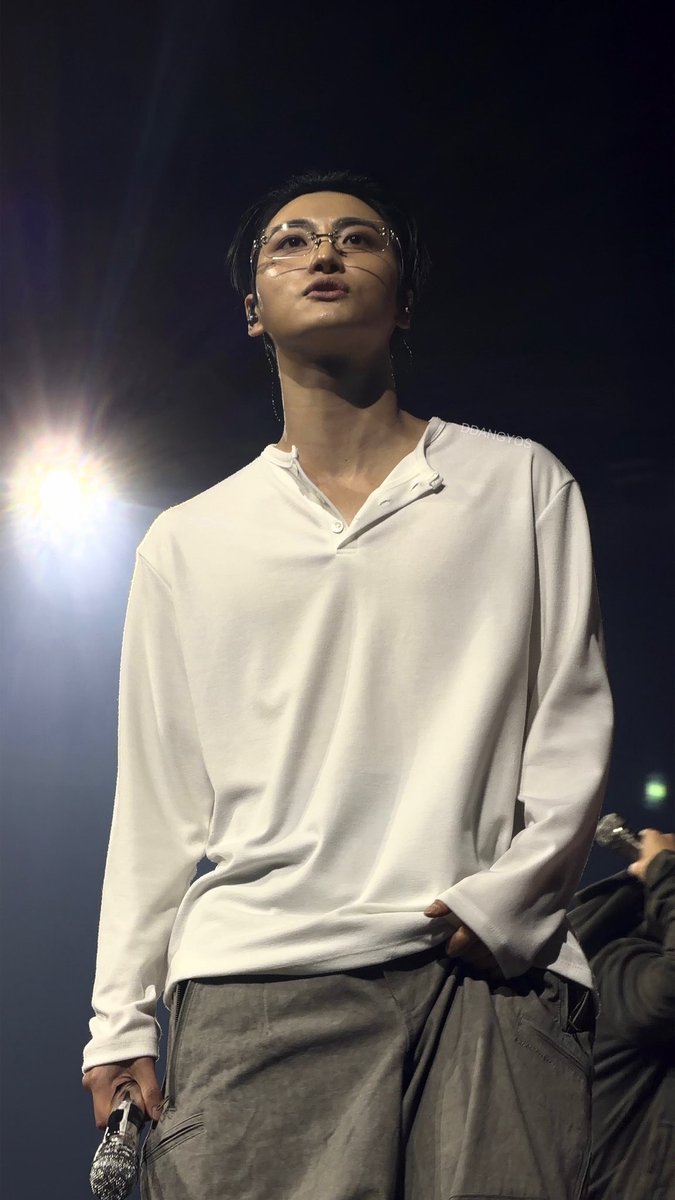 #ateezinmelbourne #ATEEZ #성화 #InYourFantasy_Melbourne #SEONGHWA