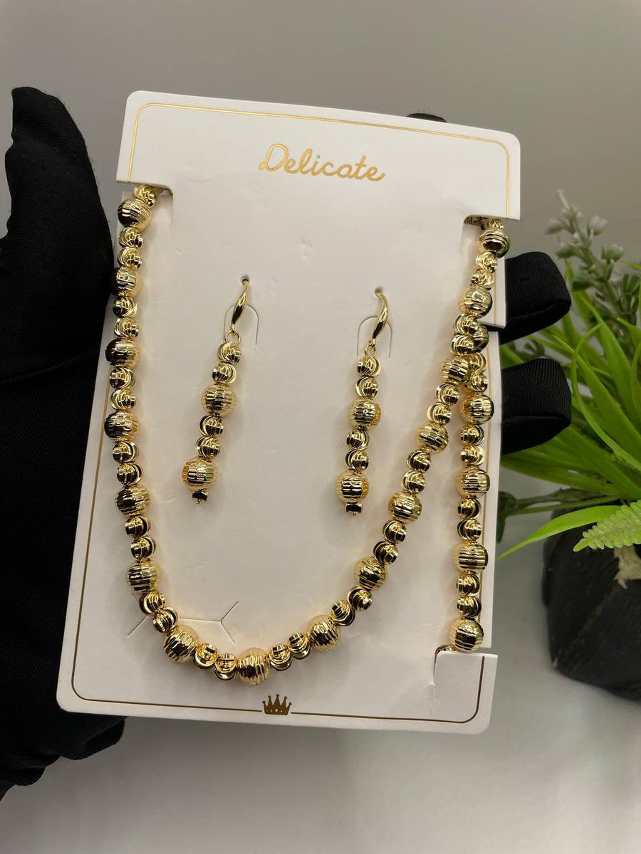 Molliey Clothing And Jewelry Store tweet media