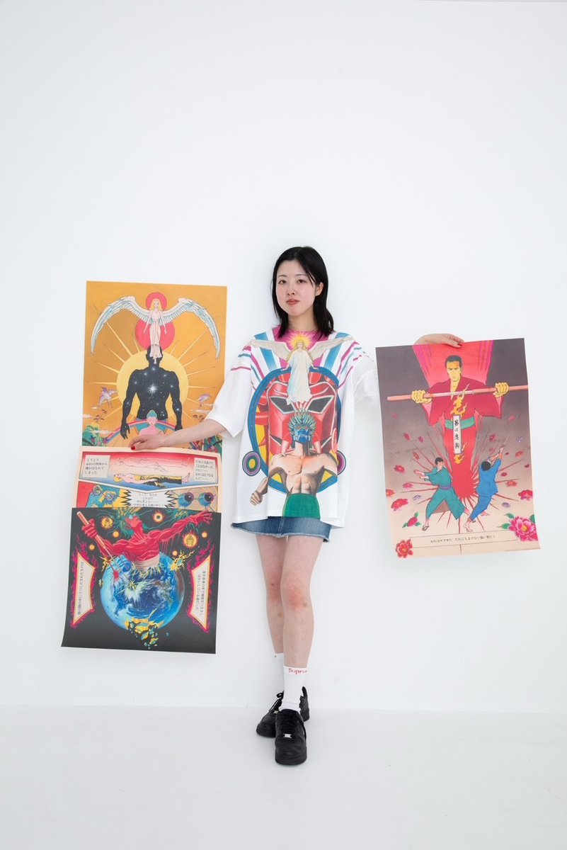 風忍×まんだらけ　コラボグッズが発売！

特設サイトが解禁：
mandarake.co.jp/publish/produc…

「地上最強の男　竜」をはじめとした風忍イラストのポスターやTシャツなどのグッズが発売開始。
明日3/3よりまんだらけコンプレックスにて先行販売。

通販も後日対応予定！！