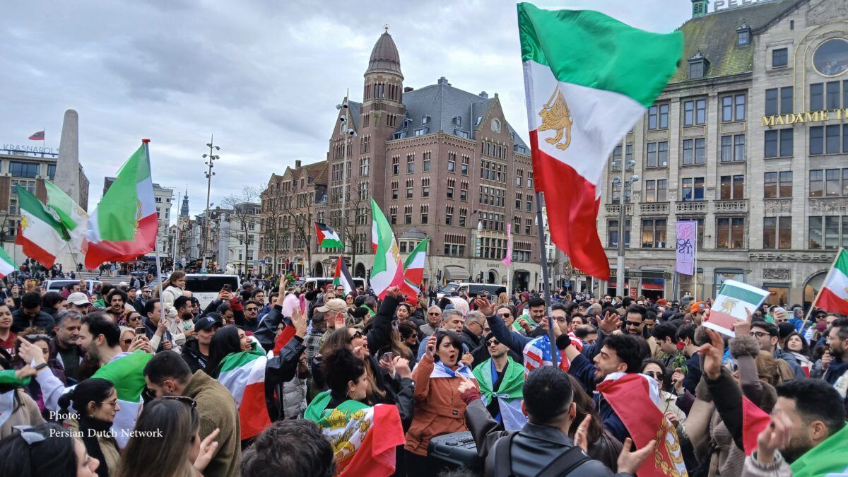 DutchNews.NL tweet media