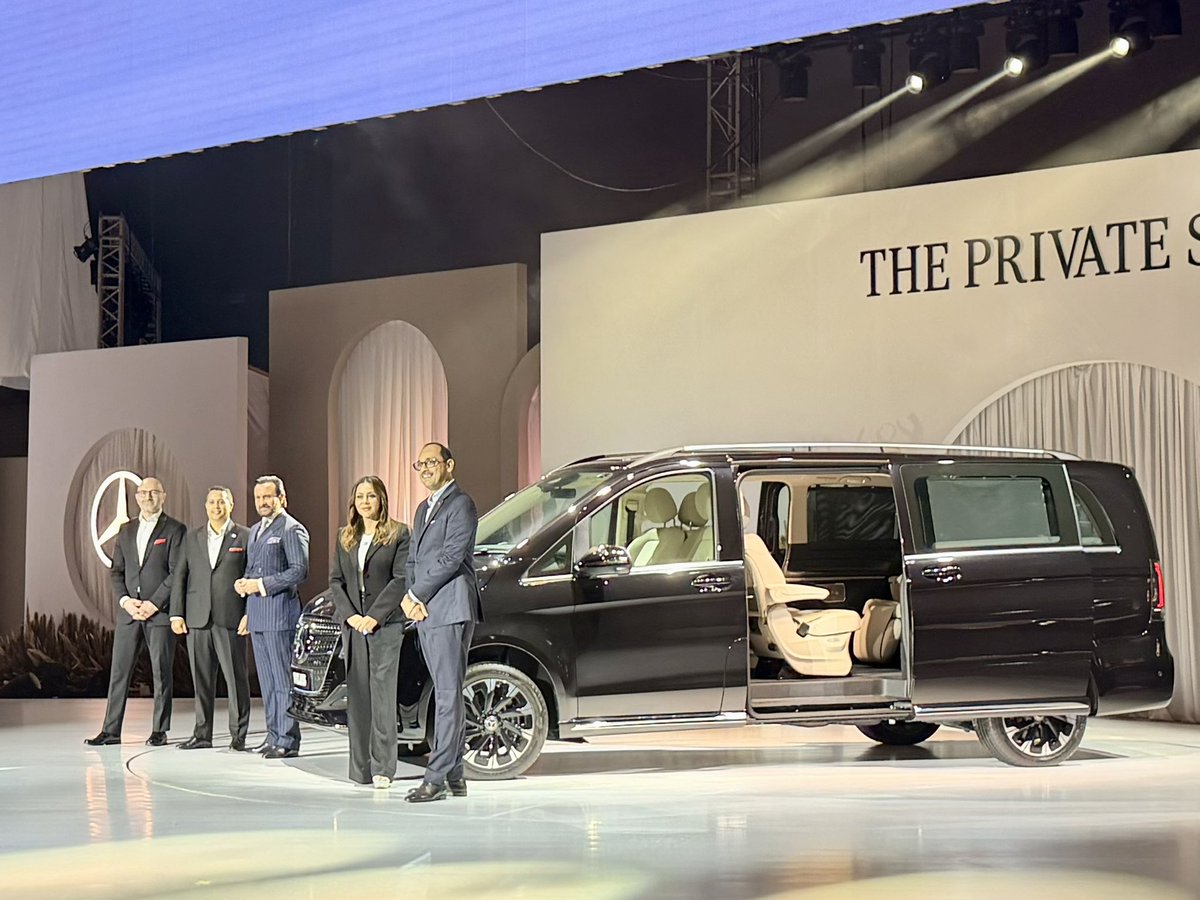 PatanCAR tweet media