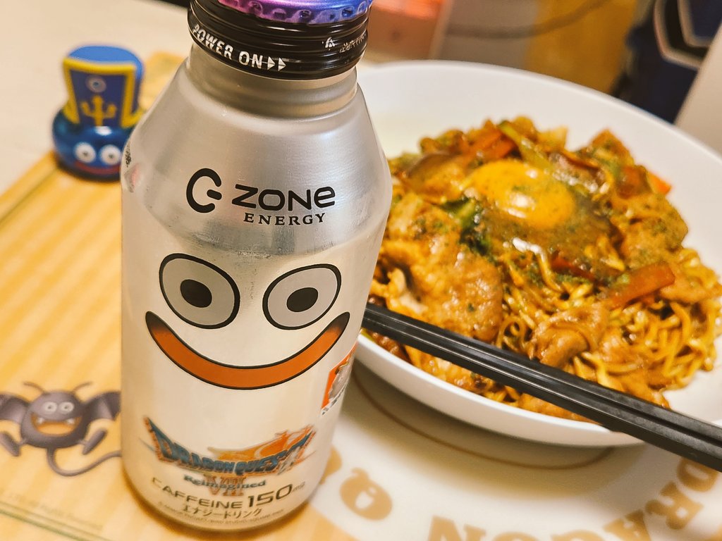 焼きそばに、メタスラゾーンエナジー🥤
(薬のキャッチフレーズみたい)