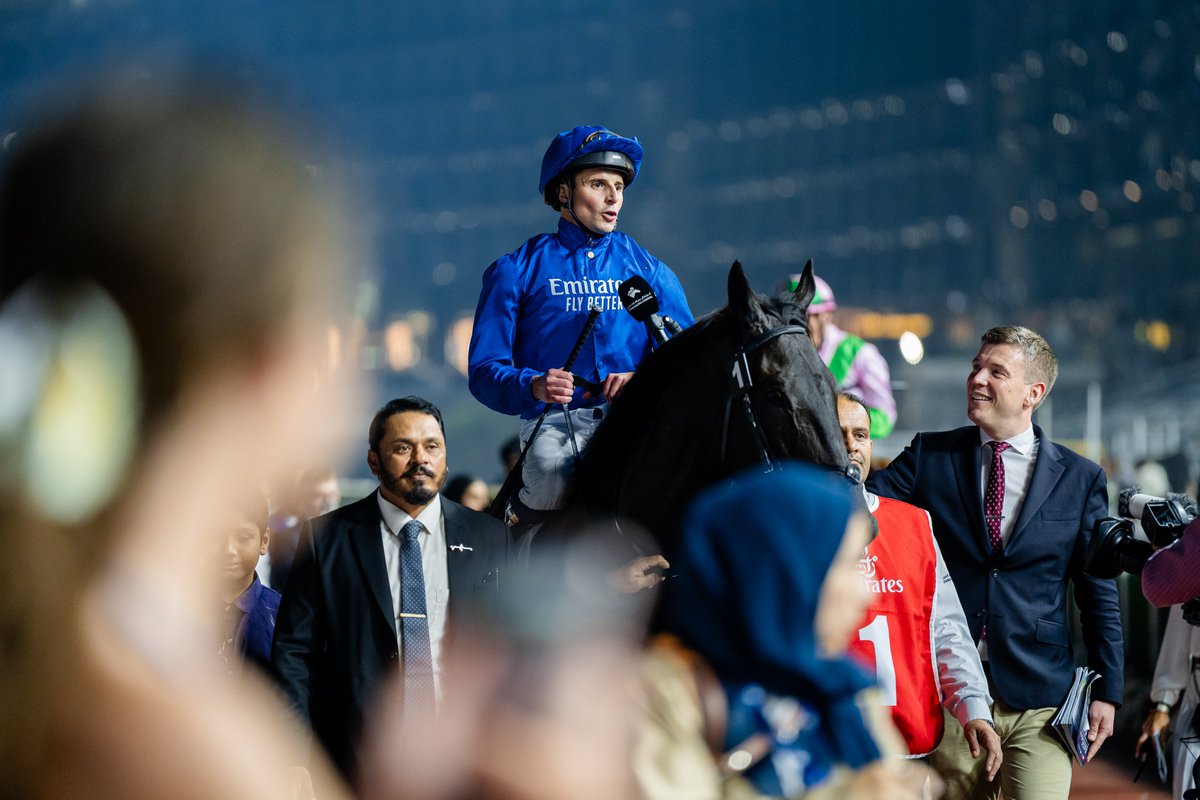 RacingDubai's tweet image. #SuperSaturday - behind the scenes 📸

@emirates