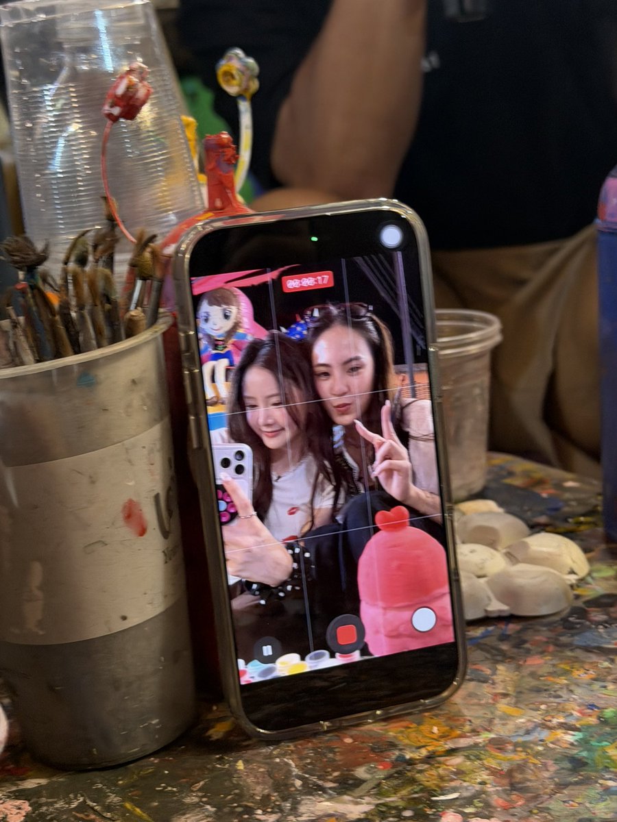 belle💭 tweet media