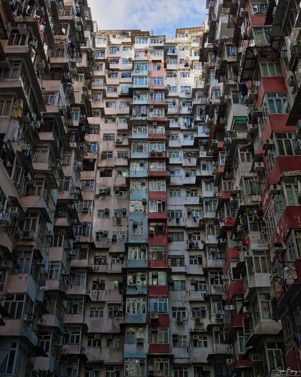 Dee_Floki's tweet photo. 📍The Monster Building, Quarry Bay, Hong  Kong. https://t.co/QswjNFPy9Q