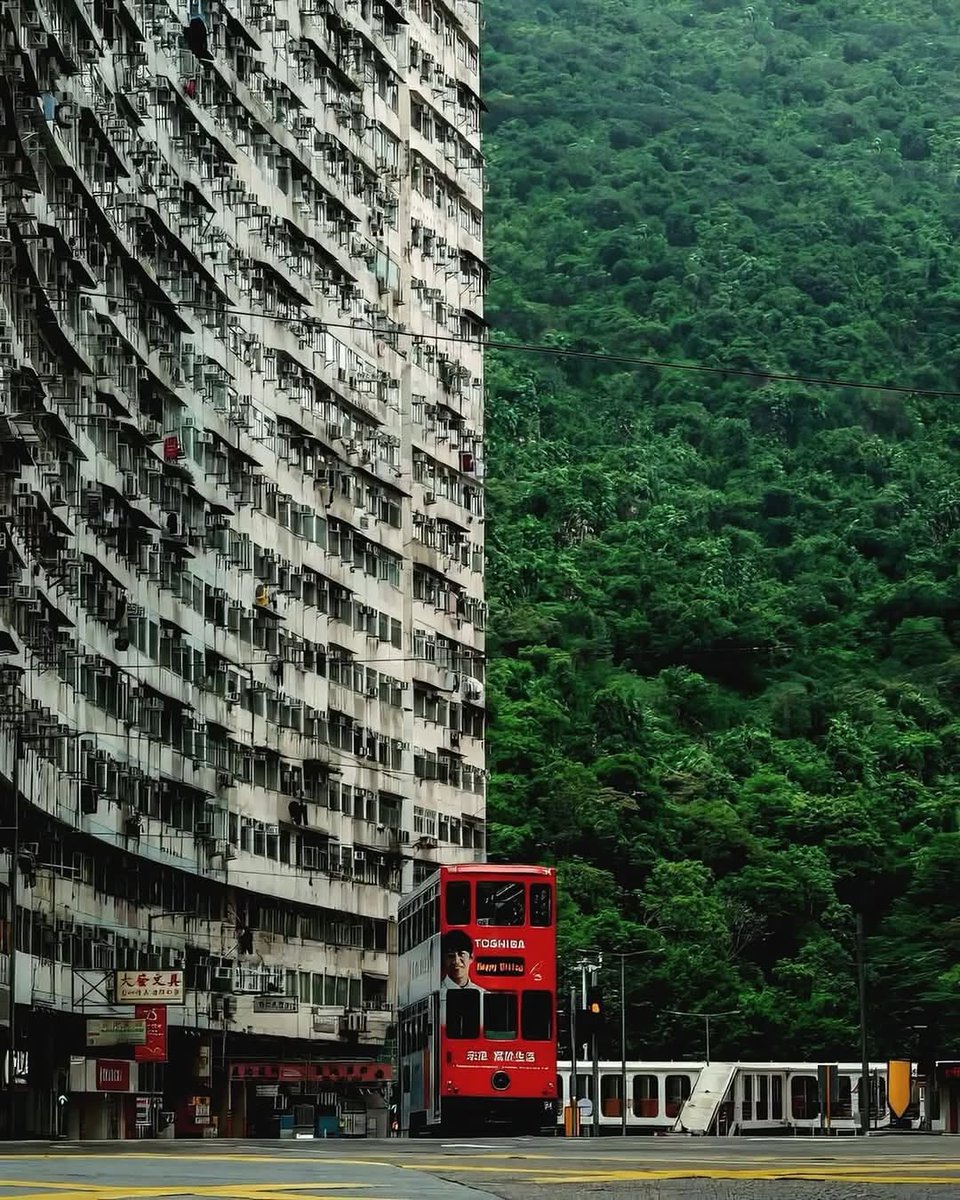 Dee_Floki's tweet photo. 📍The Monster Building, Quarry Bay, Hong  Kong. https://t.co/QswjNFPy9Q