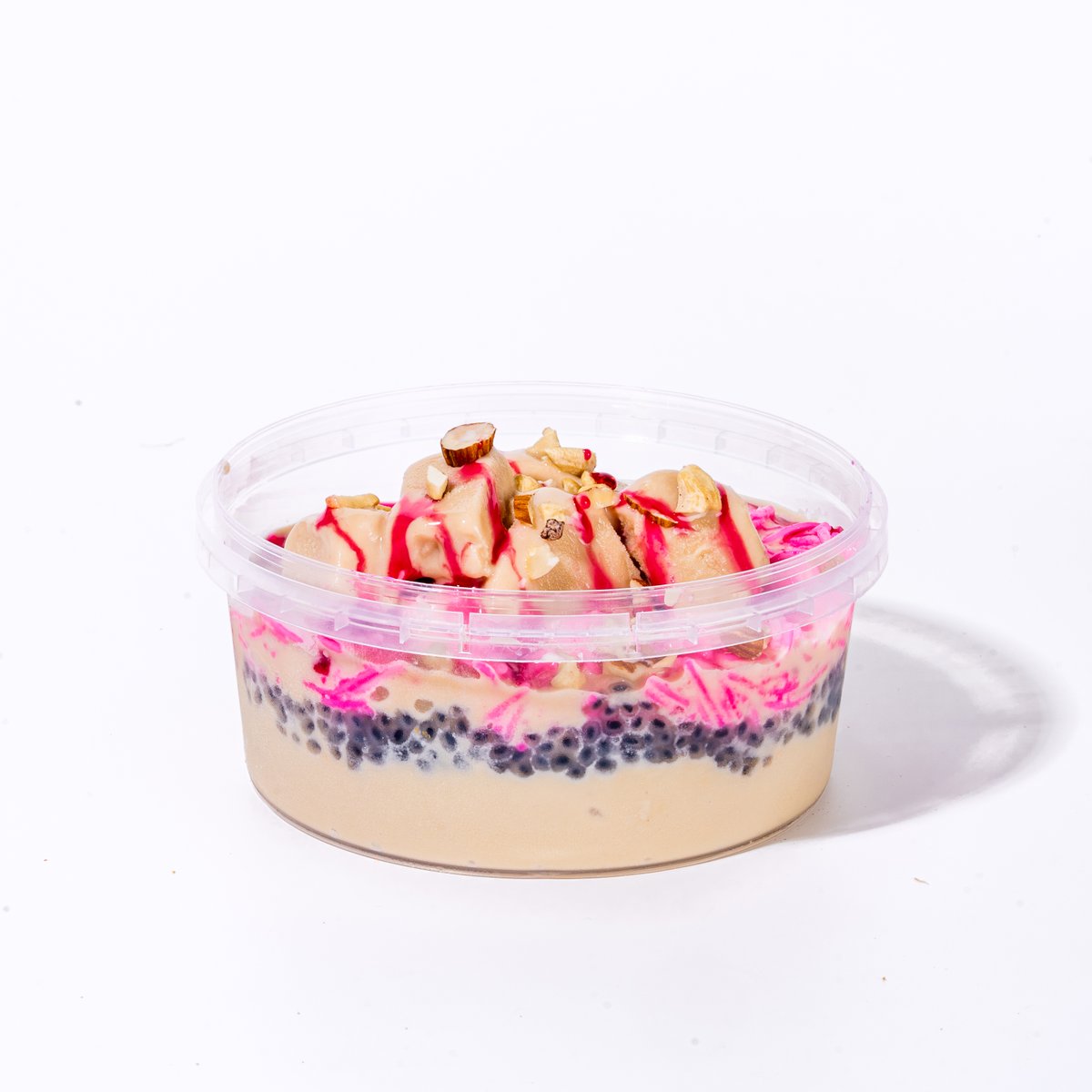 Top 2 Best selling Falooda in our Bengaluru outlet: 

1. Rabri Kulfi Falooda
2. Pistachio Kunafa Falooda

First one is the Desi-familiar taste people love.

The other one is Indo-Arabic fusion. 

This is first of its kind.

We're the 1st one to launch Pistachio Kunafa Falooda in