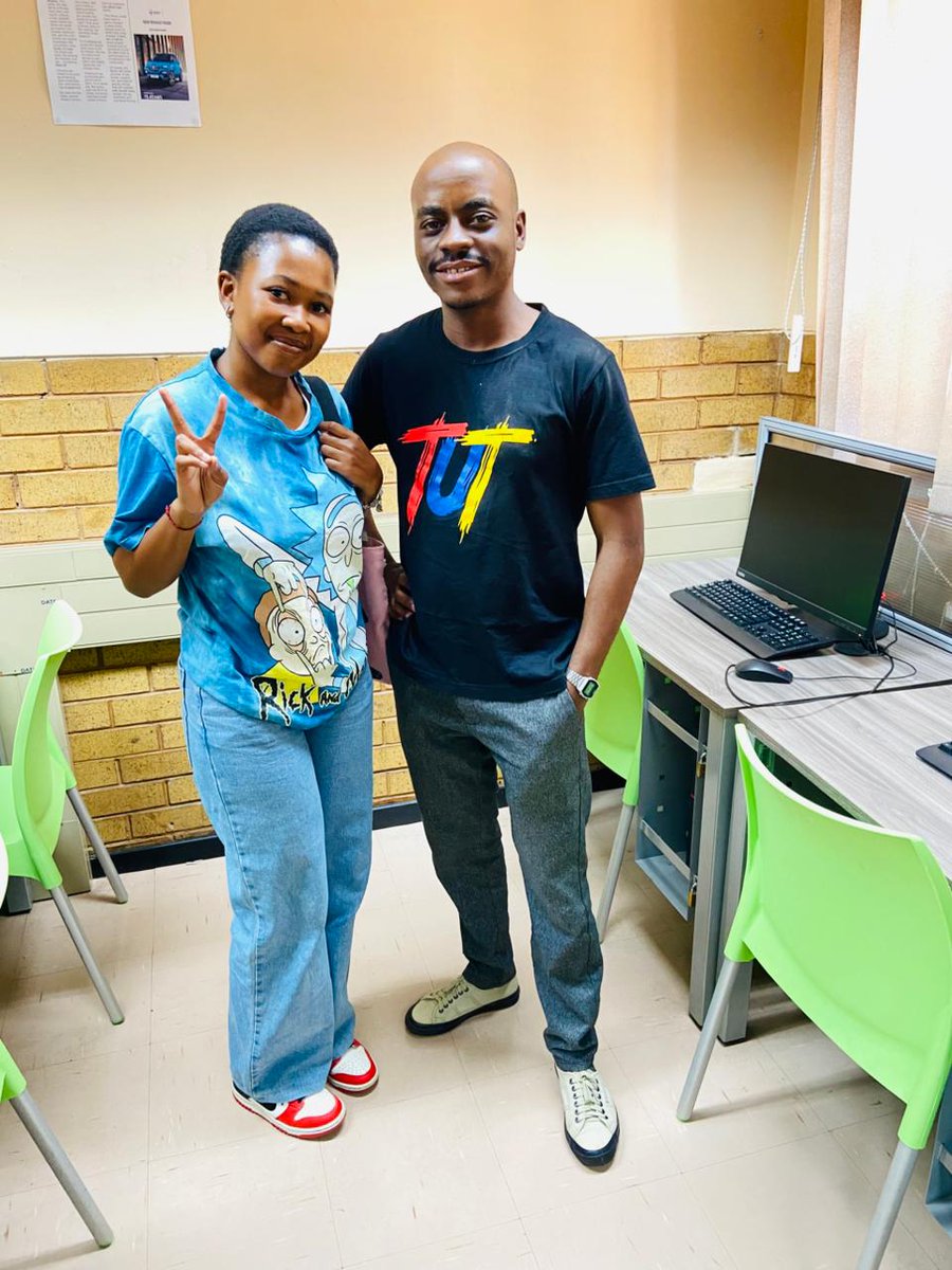 Nompilo_6212's tweet photo. Meet Mr. Leroy Baloyi, a committed Radio Student Assistant. According to him, discipline, experience, and consistency are the key components of being a first-year student.
#TUTJOURN2026
#Xchallenge https://t.co/kXgD6TIzij