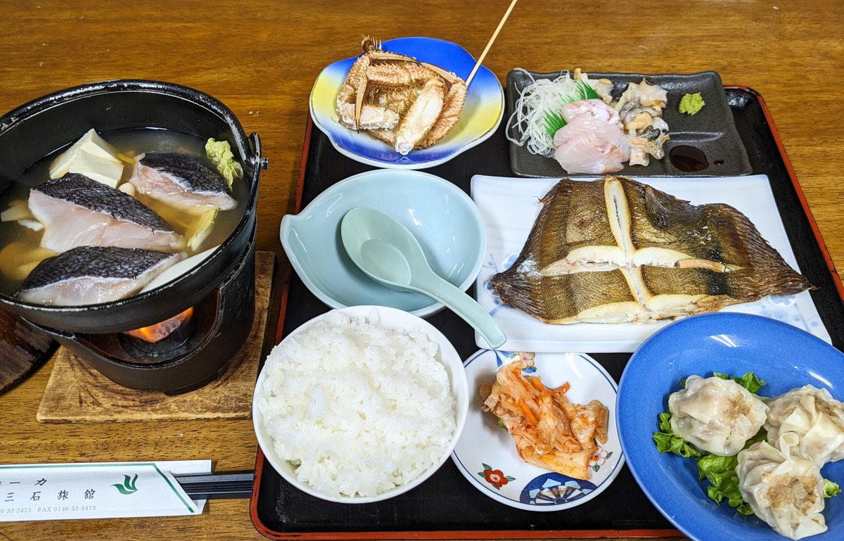 chibasentaro's tweet photo. 静内川水系の40オーバーニジマスはさておき、三石旅館１泊２食7150円で食事が美味！ https://t.co/IHCUiVVAph