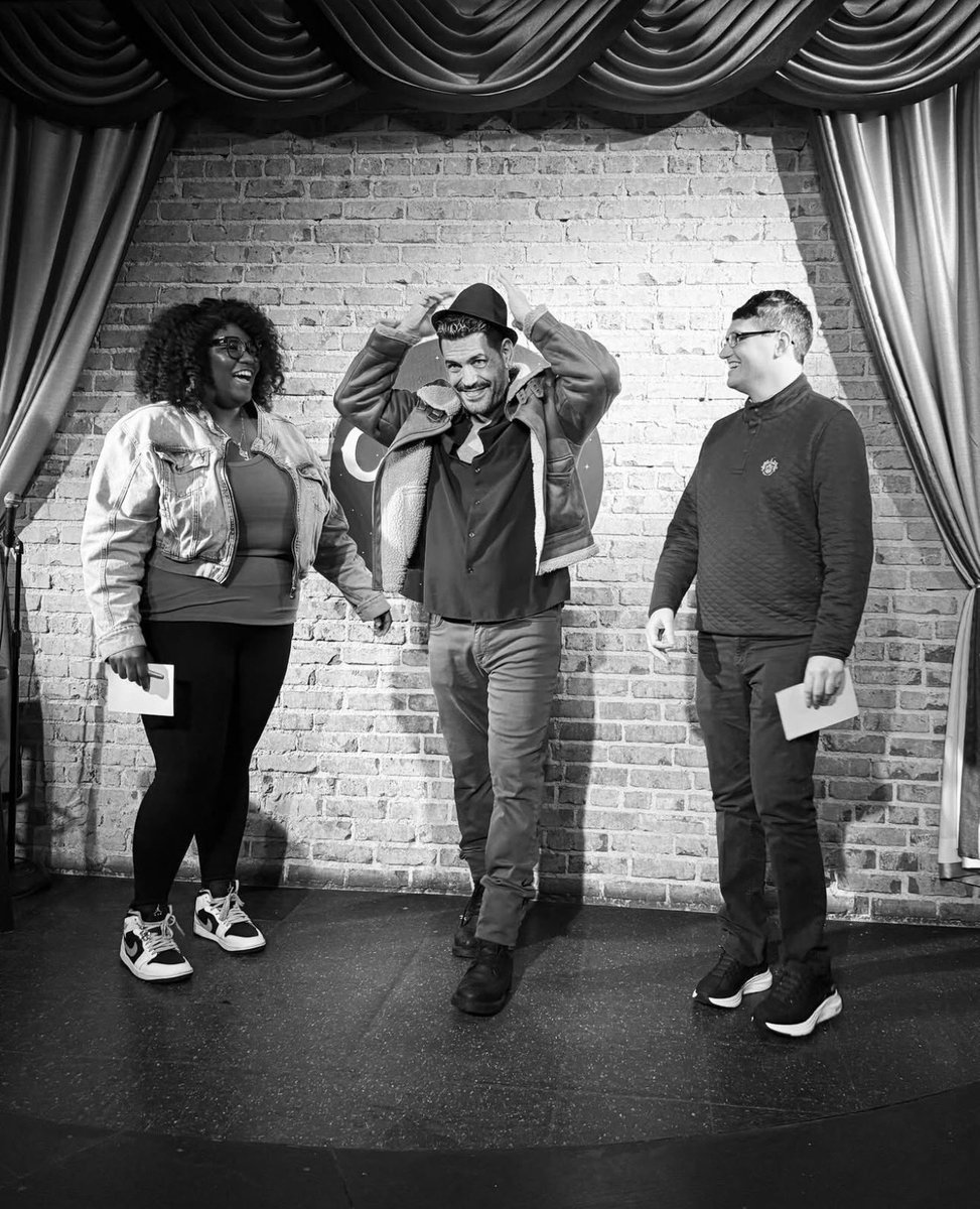 binkitup's tweet photo. What a fantastic evening of comedy tonight by the one-and-only Sarper Güven from 90 Day Fiancé! Plus he liked my “Gino” hat! 🤣 

#sarperguven #90dayfiance #comedyshow https://t.co/gYVvp3AHqL