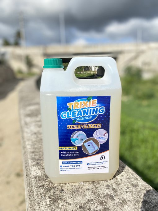MsFrancic's tweet photo. Good Morning TCS Fam🤍

Price:   12000 (12k) 5 Ltrs

Location📍:Ubungo Mawasiliano

Call📞 /Whatsapp:0786700273

Delivery 🚚: Tunafanya kwa gharama za mteja

Kibdly Repost🙏🏾 https://t.co/YNwSK4YQQp