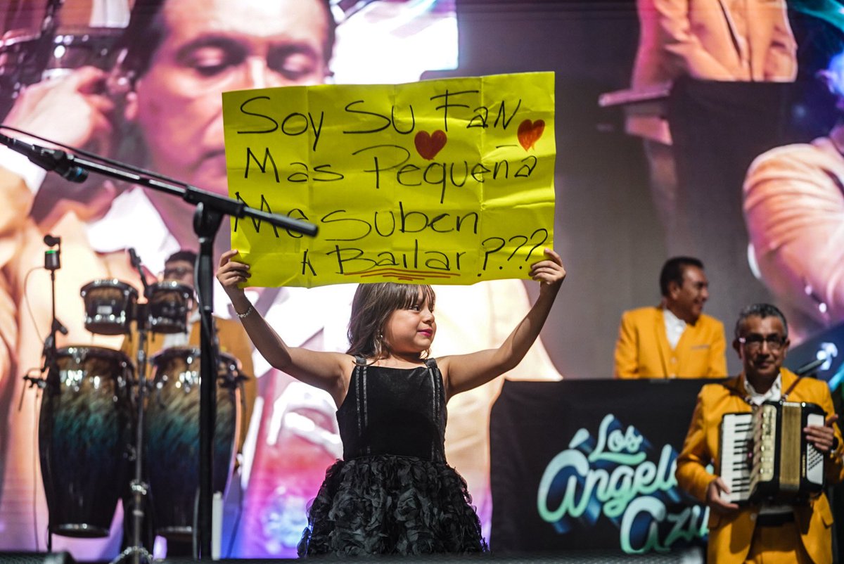 Los Ángeles Azules tweet media