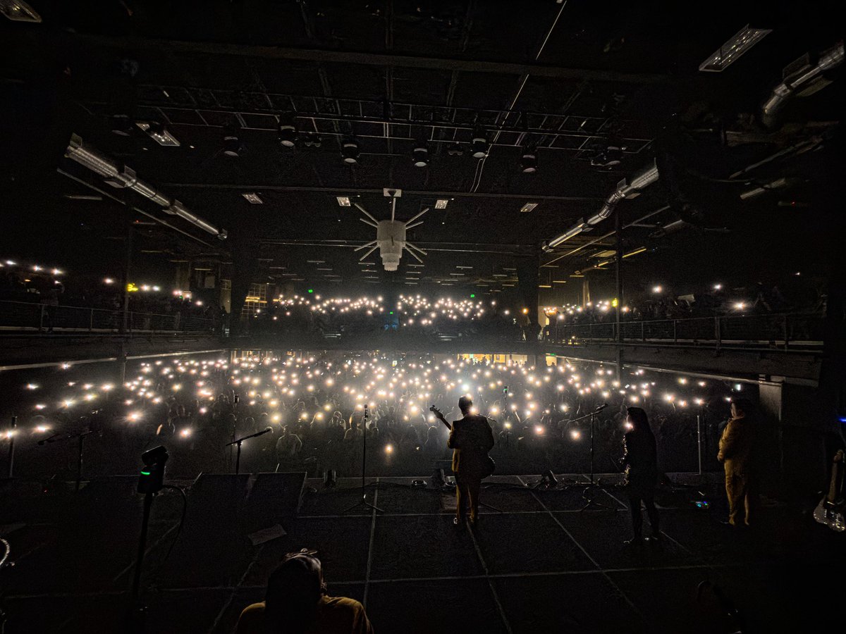 Los Ángeles Azules tweet media