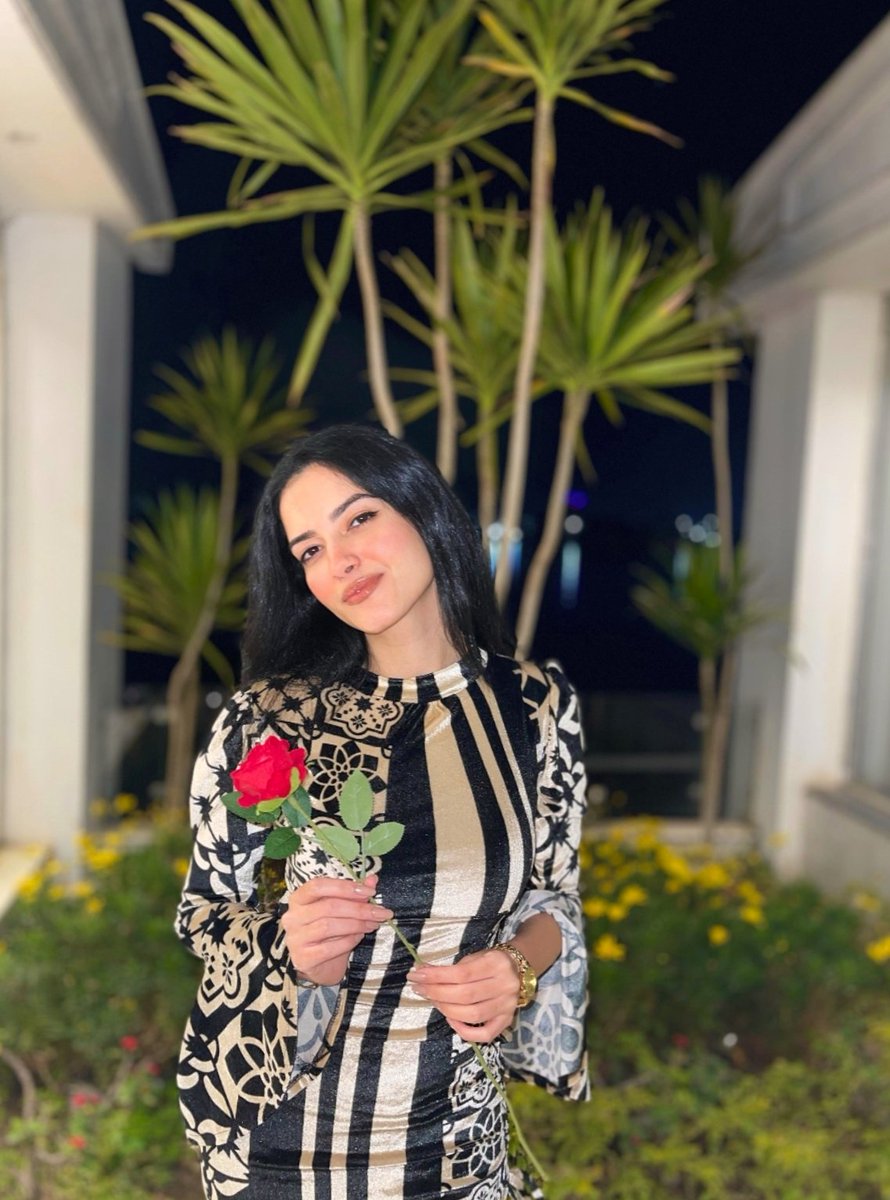 nouyanda's tweet photo. 🌹 https://t.co/RteG4FKxVP