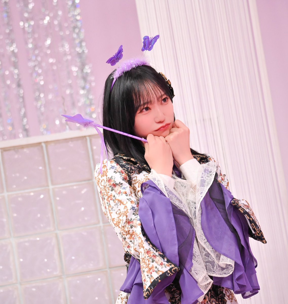 世界で一番可愛い妖精じゃん🧚‍♂️ 🪄 🦵🏼 🦵🏼 #野口衣織 #イコラブ