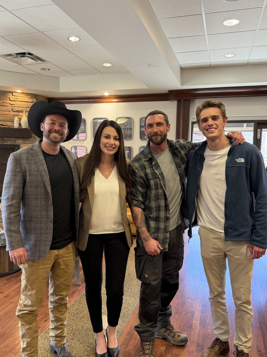 Ava Flanell tweet media