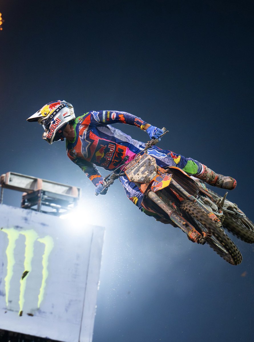 ACJBShow tweet media