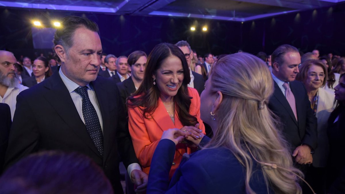 Maru Campos tweet media