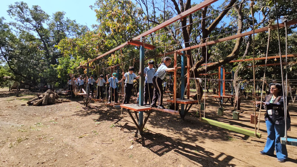 Delhi Public School tweet media