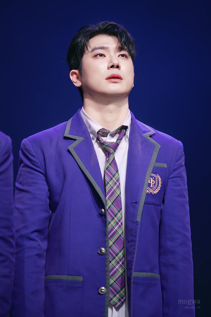 mogwa_memory's tweet photo. 260227 타오르는 어둠 속에서 커튼콜

#이진혁 까를로스 https://t.co/w2b4NZ0Imd