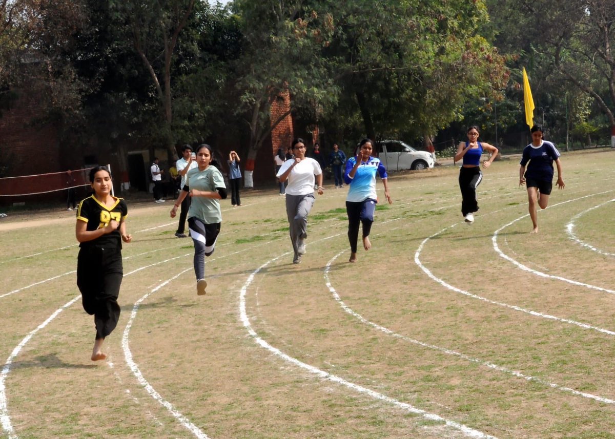 College of Vocational Studies - SMC CVS tweet media