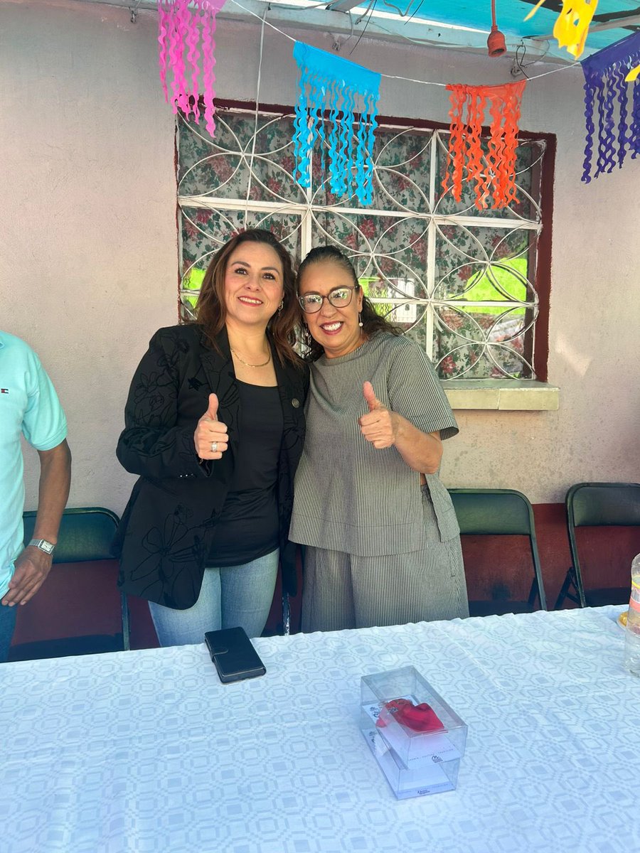 Elena Segura tweet media