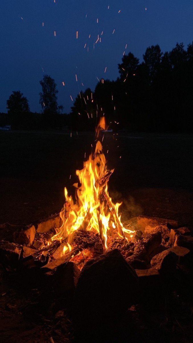 rayflicks's tweet photo. last night was fire af https://t.co/cMpYNstaIY