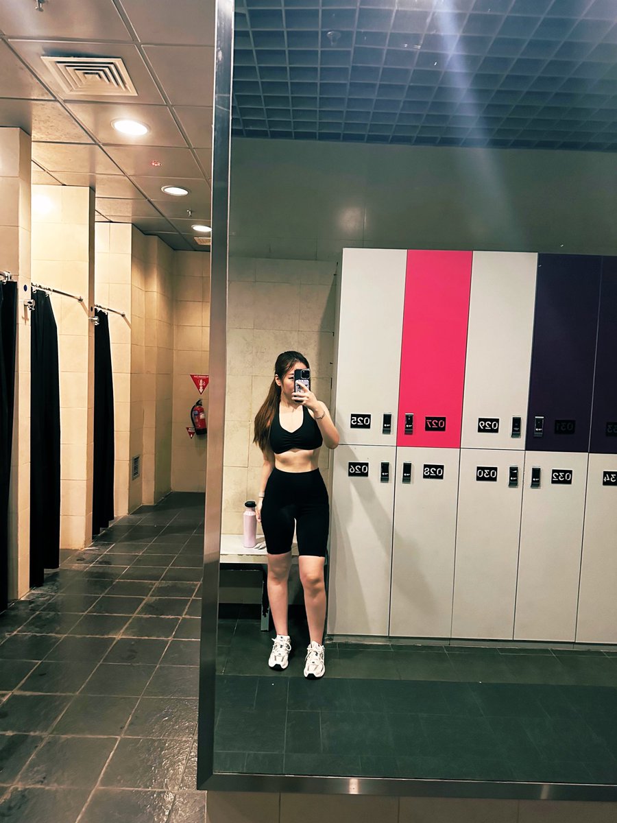 shewolf ♡ tweet media