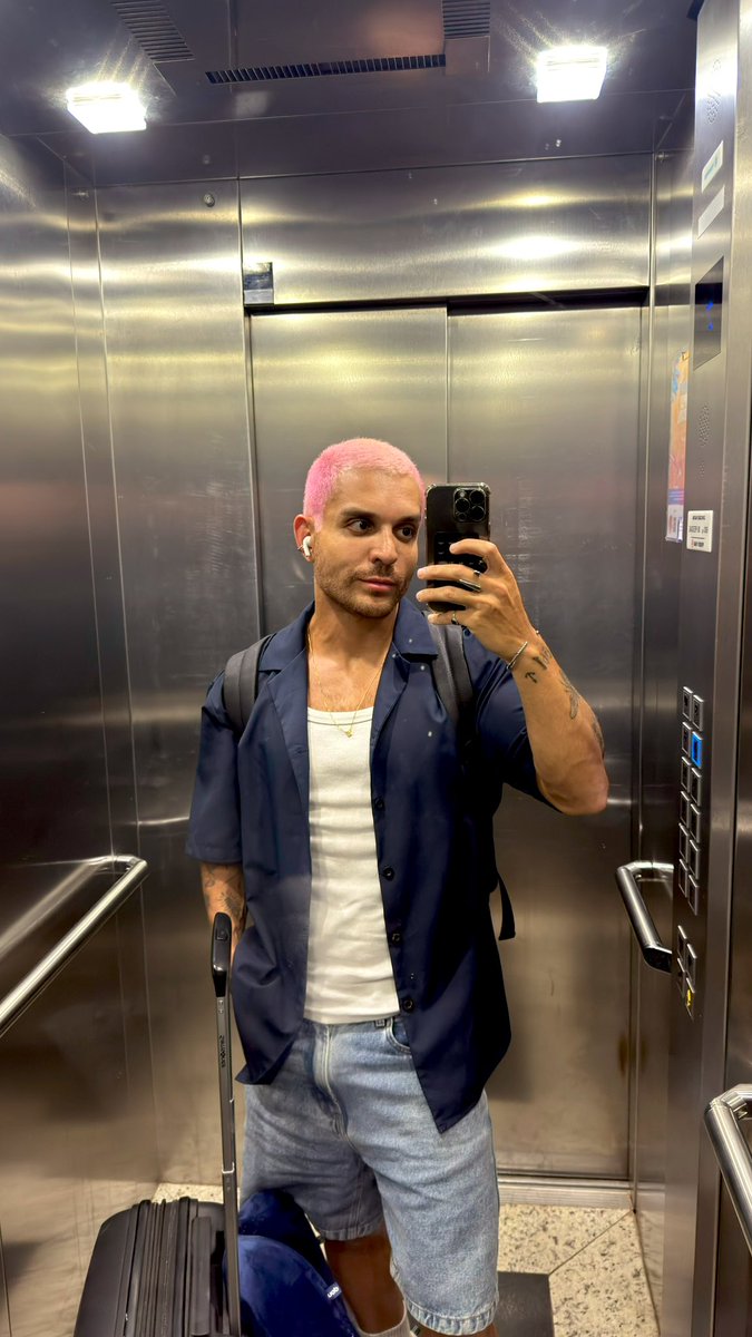 um negroni pfvr tweet media