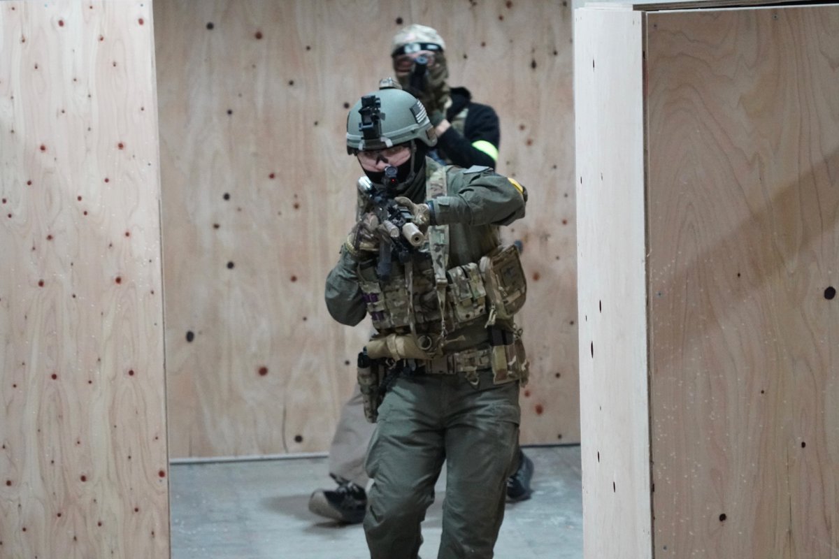 本日1部は約7名でゲームを行っております。 フィールドを区切り、少