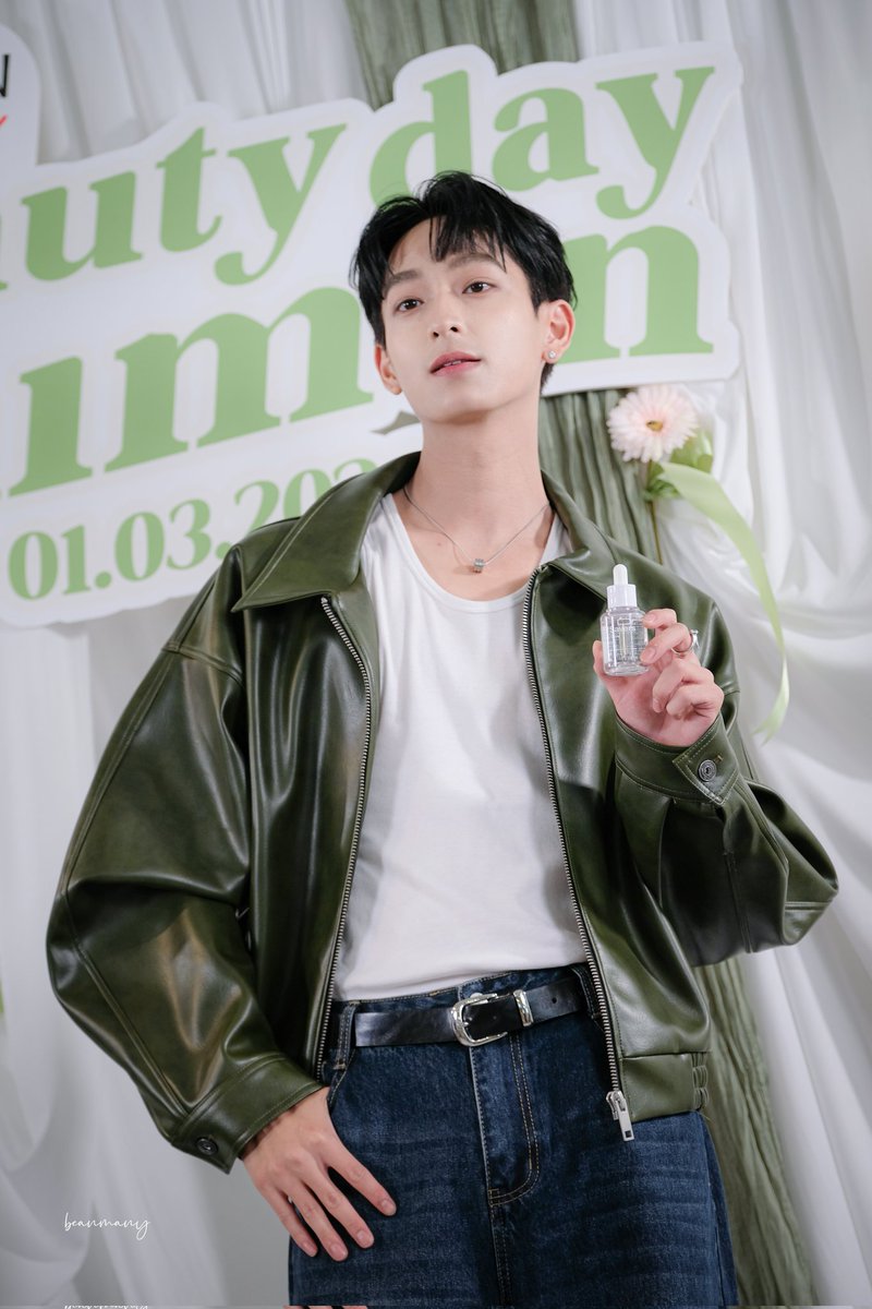 ใครไม่เลิศ ชิเลิศคร่าา 🤭 
#ITSSKINxCHIMON 
#Chimonwachirawit 
#ชิม่อนไงจะใครหล่ะ