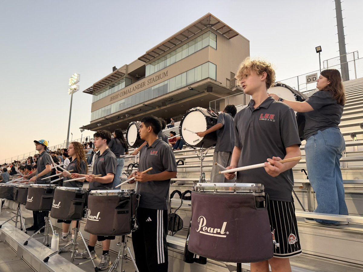 LEE Band tweet media