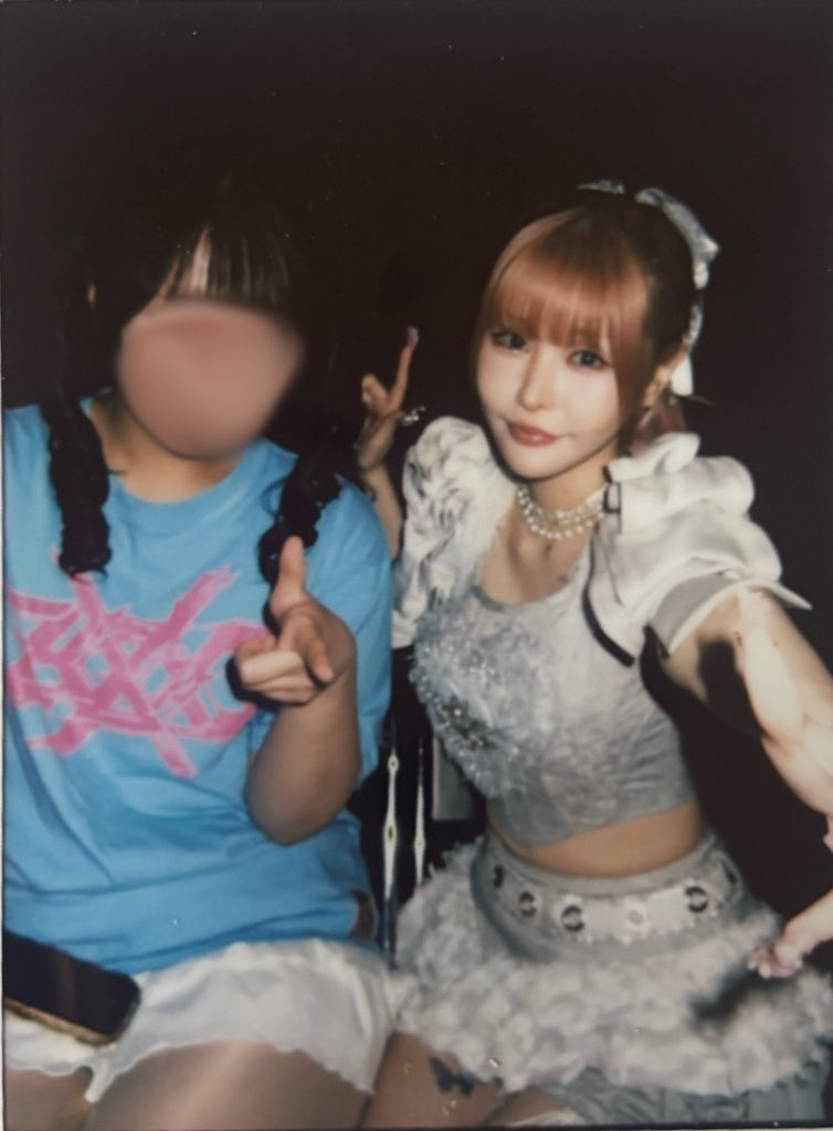 fab__luv's tweet photo. お前をメスキングにしてやるぜ https://t.co/LoWabZb6yW