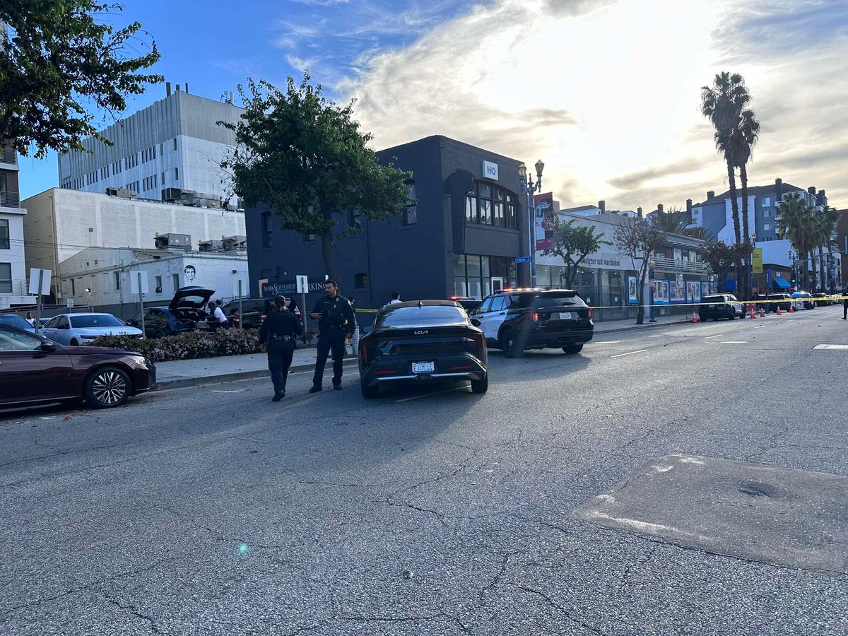Triple Shooting Near Downtown Long Beach Grand Opening Sends Three to Hospital

longbeachlocalnews.com/2026/03/01/tri…
