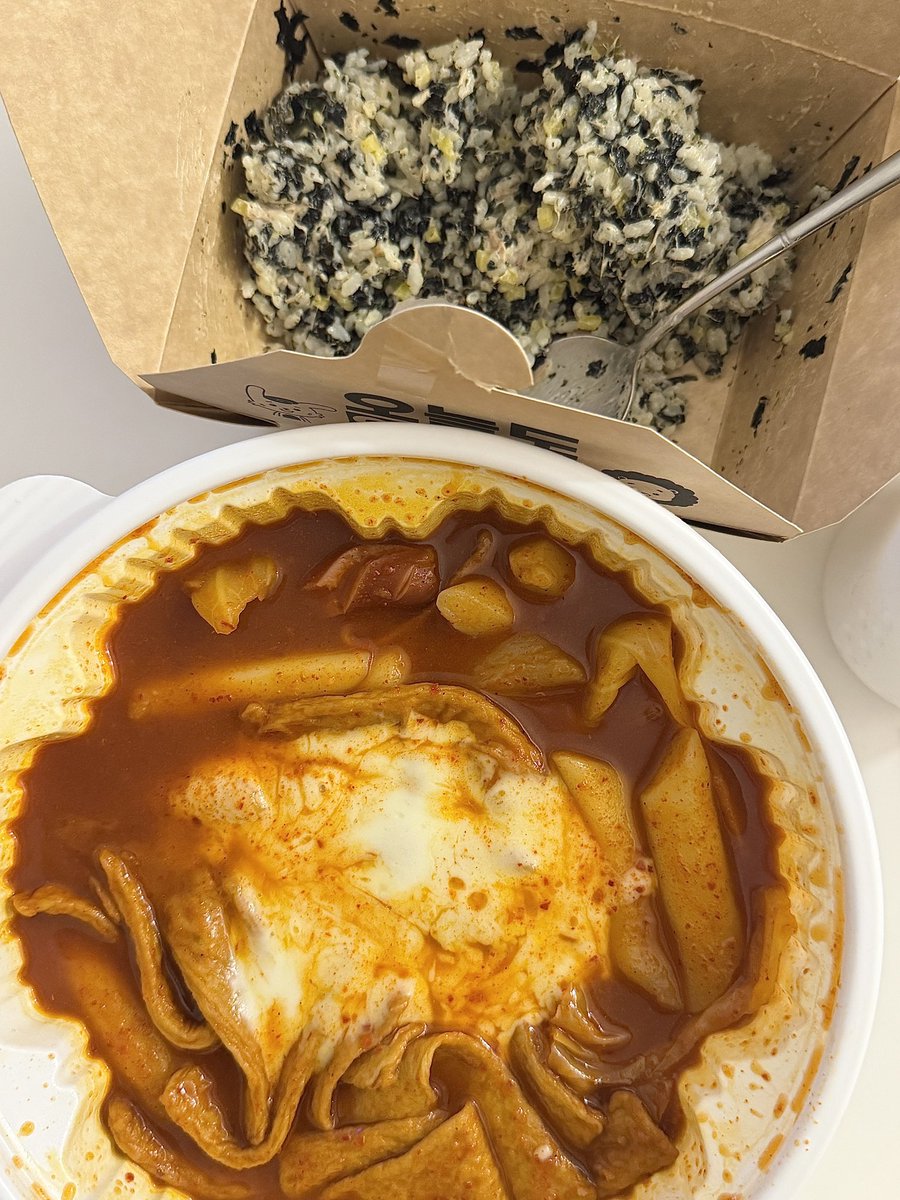 orangebabbab's tweet photo. 엽기닭발 사냥 실패로 떡볶이 https://t.co/dhgsRYHaO8