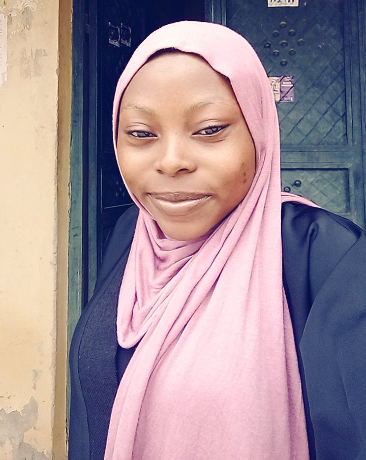 I'm Mide, a UI/UX designer 
I'm making a lot of money this month